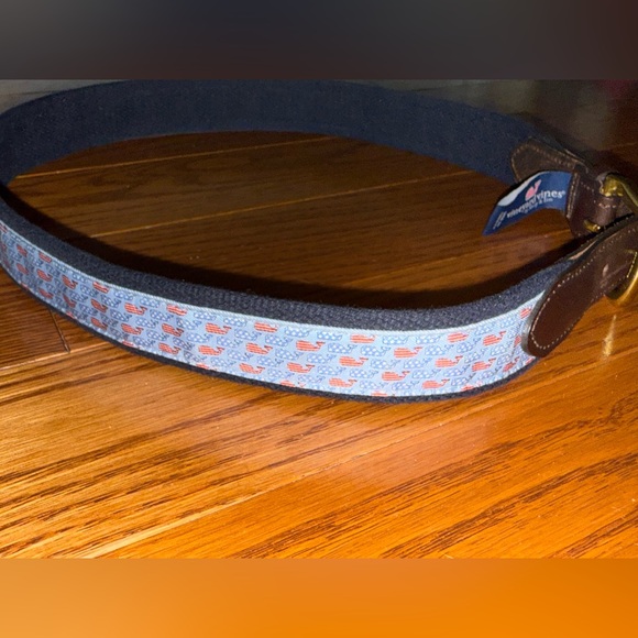 Vineyard Vines Whale Belt - Picture 5 of 6
